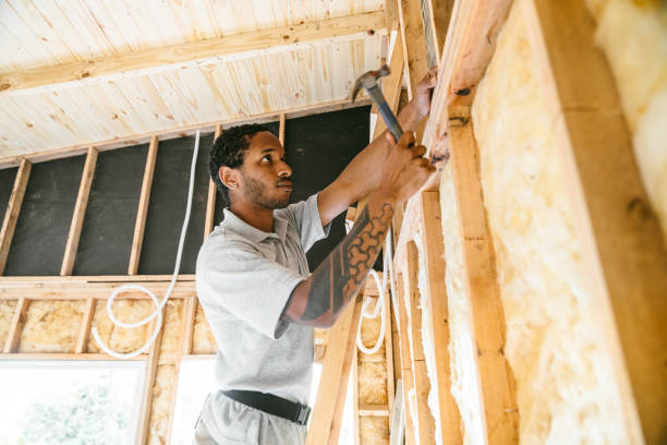 Best Fiberglass Insulation  in Crump, TN